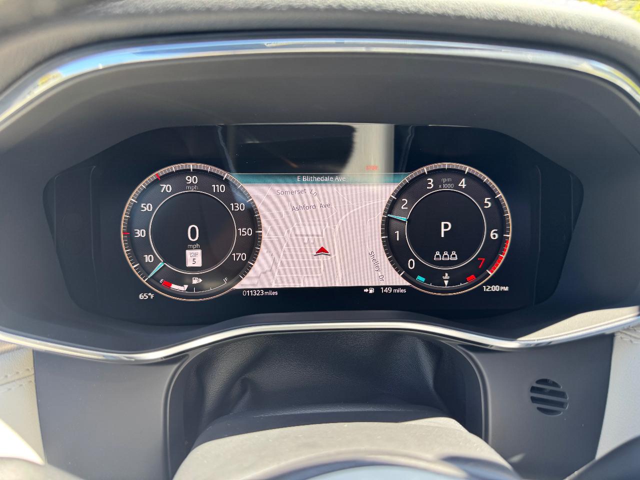 2024 Jaguar F-PACE P250 R-DYNAMIC S — миниатюра 12