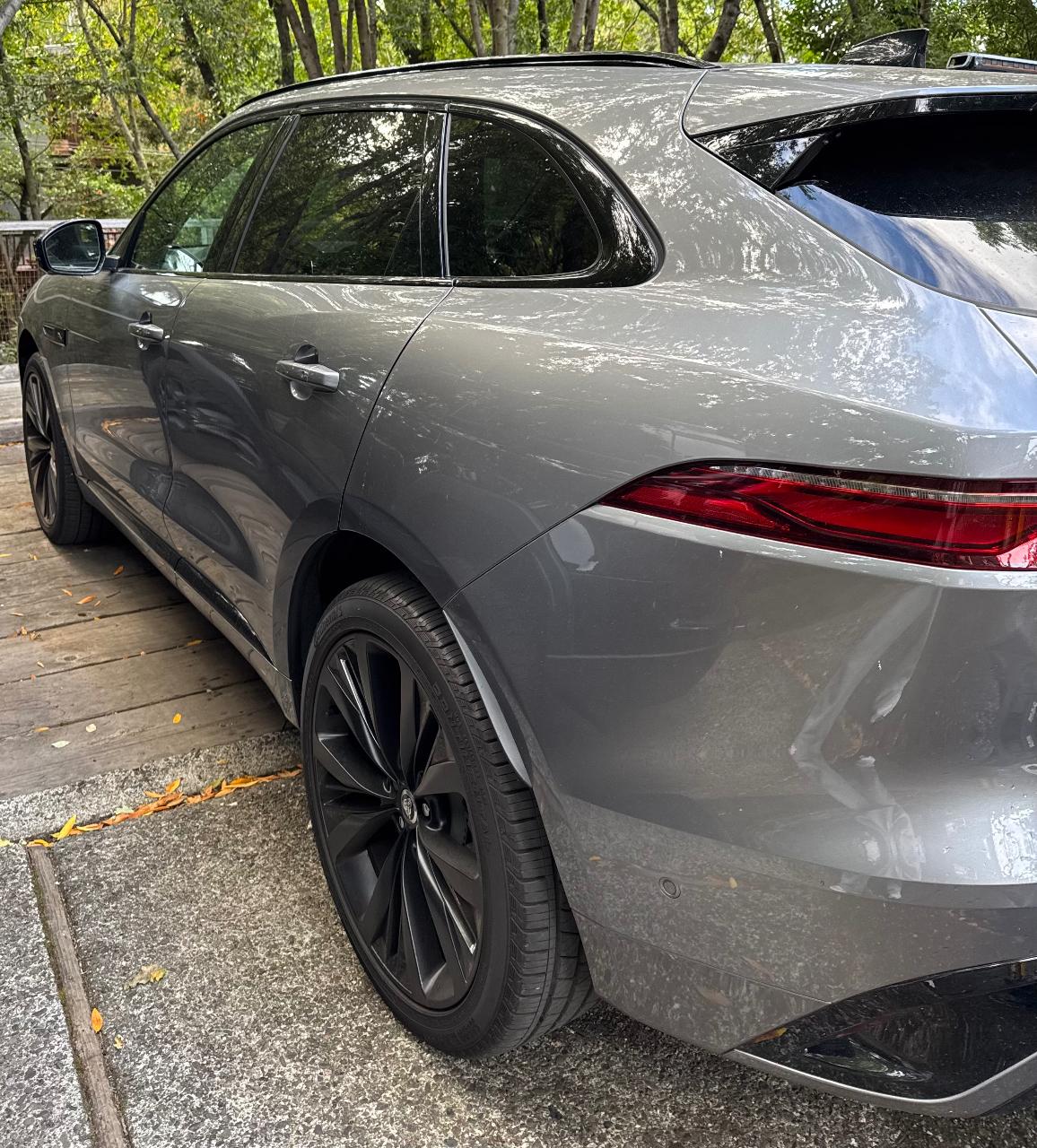 صورة 10 لـ 2024 Jaguar F-PACE P250 R-DYNAMIC S
