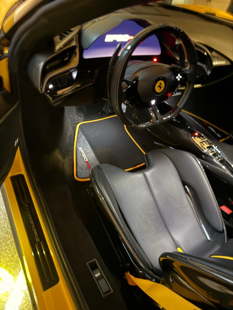 2022 Ferrari SF90 SPIDER BASE 缩略图 29