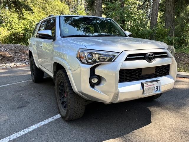 2022 Toyota 4RUNNER SR5 PREMIUM — фото 3