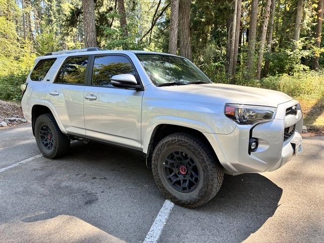 2022 Toyota 4RUNNER SR5 PREMIUM — фото 2