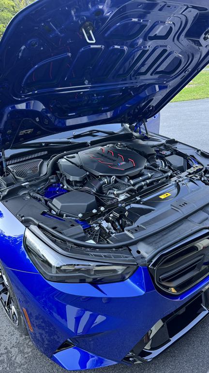 صورة مصغرة 6 لـ 2026 BMW M5 BASE