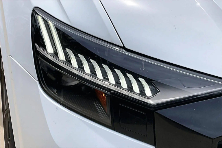 صورة مصغرة 12 لـ 2023 AUDI RS Q8 4.0T