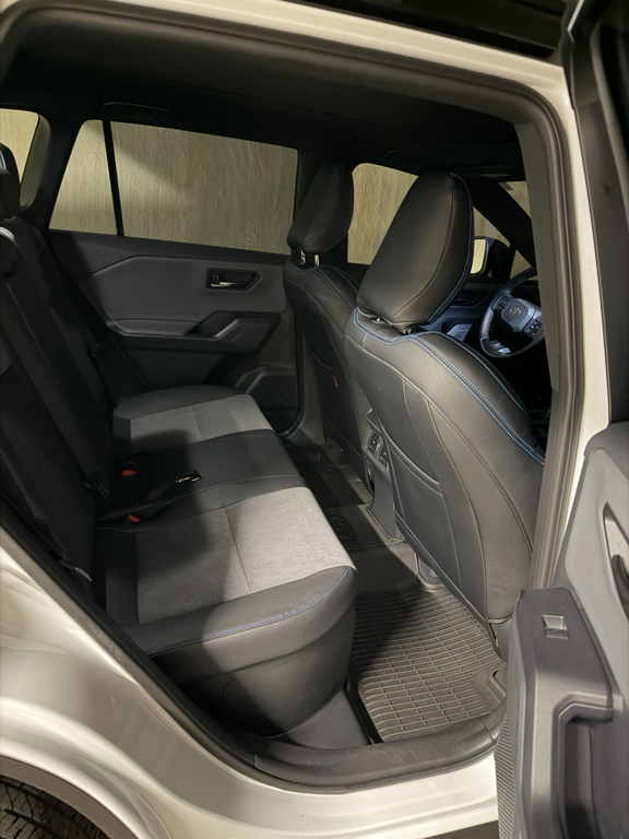 صورة 8 لـ 2026 Toyota RAV4 XSE
