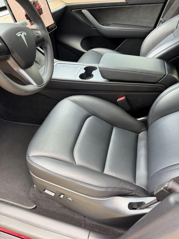 صورة مصغرة 17 لـ 2023 Tesla MODEL Y PERFORMANCE