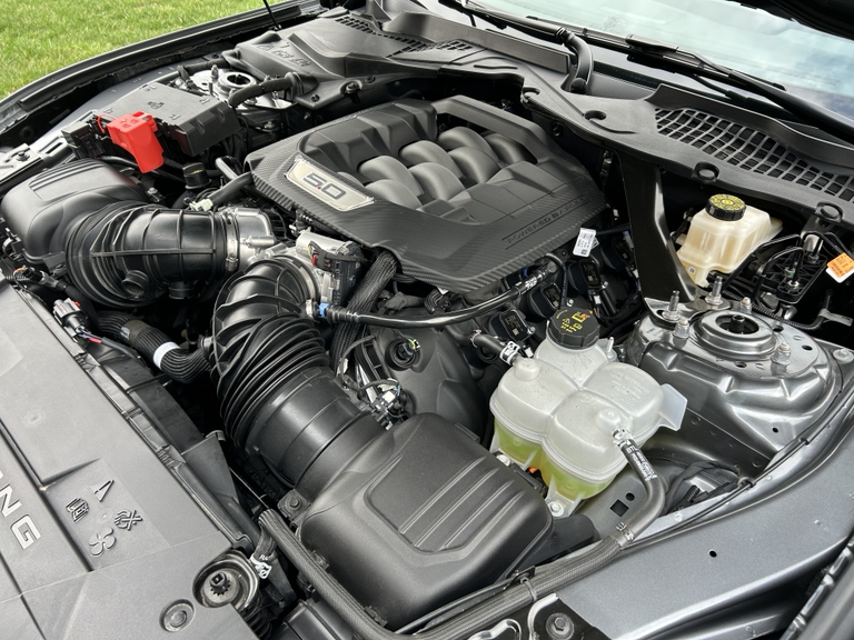 صورة مصغرة 25 لـ 2025 FORD MUSTANG GT PREMIUM