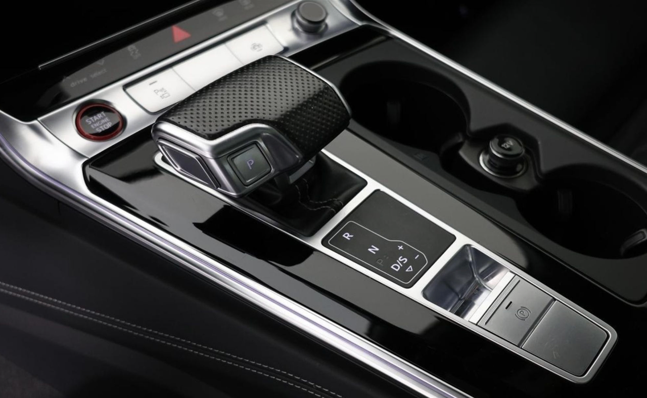 صورة مصغرة 14 لـ 2021 AUDI RS 7 4.0T