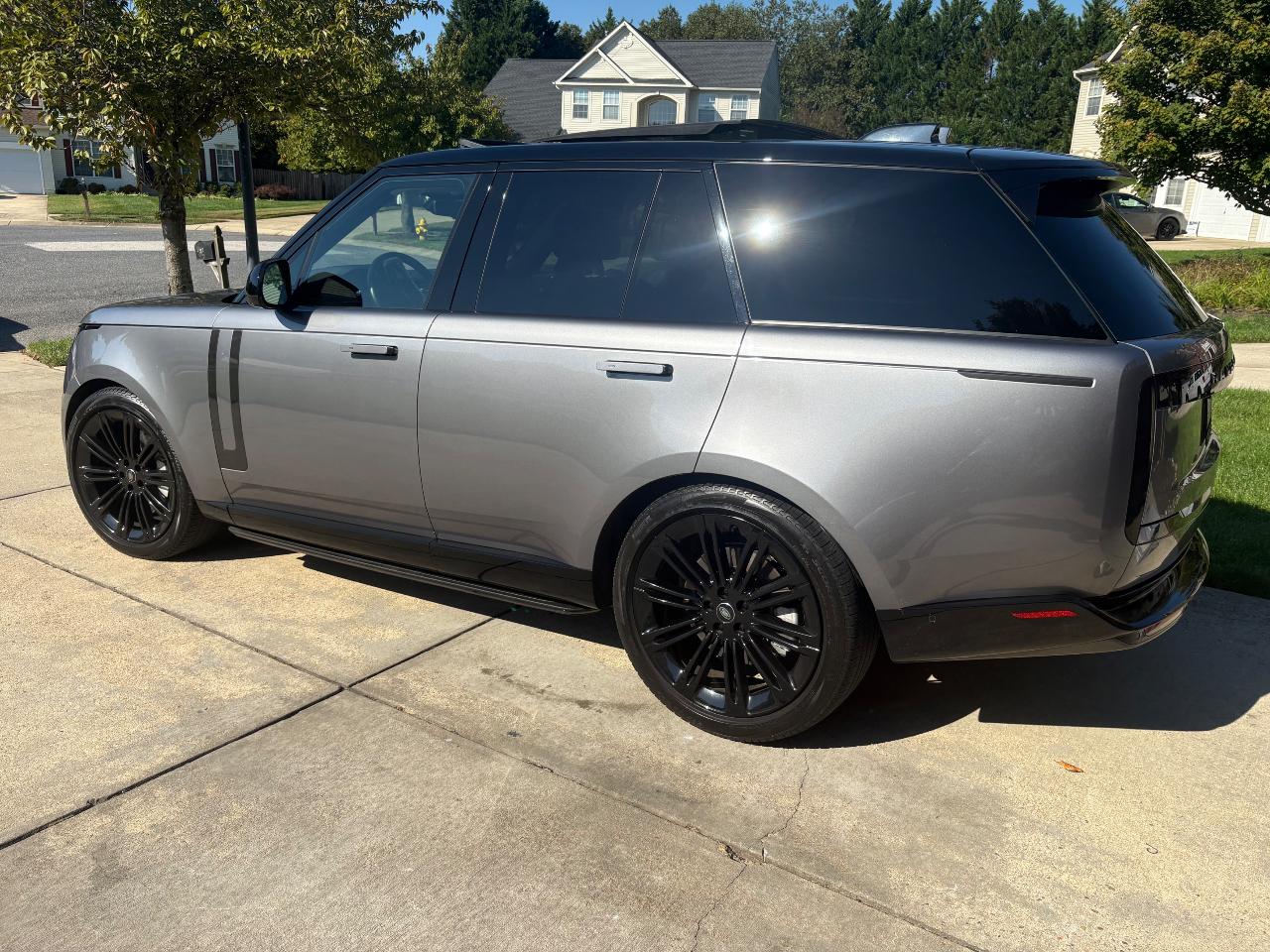 صورة 3 لـ 2023 LAND Rover RANGE ROVER P530 SE SWB