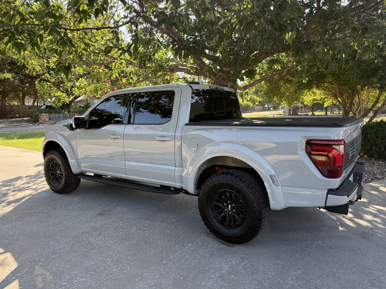 2026 FORD F-150 RAPTOR 照片 4