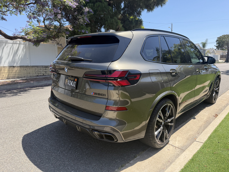 صورة 10 لـ 2024 BMW X5 M60I