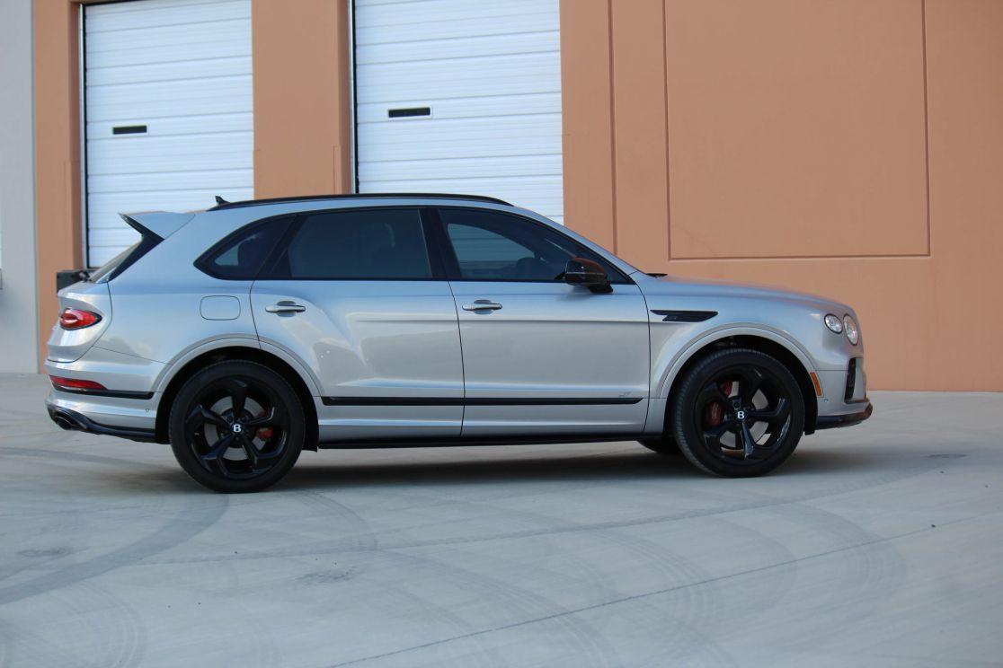 2023 Bentley BENTAYGA S — миниатюра 24