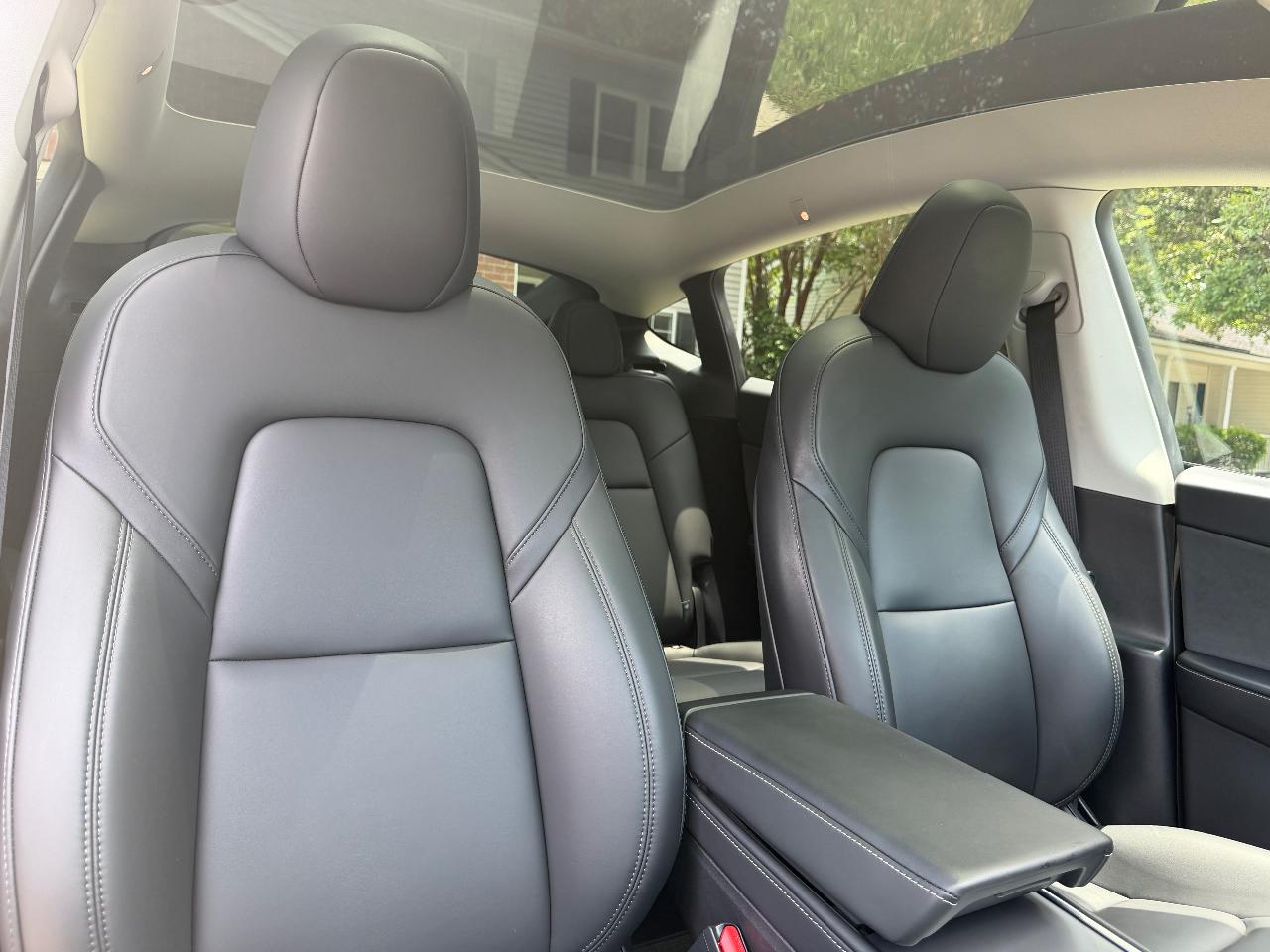 2024 Tesla MODEL Y LONG RANGE 缩略图 22
