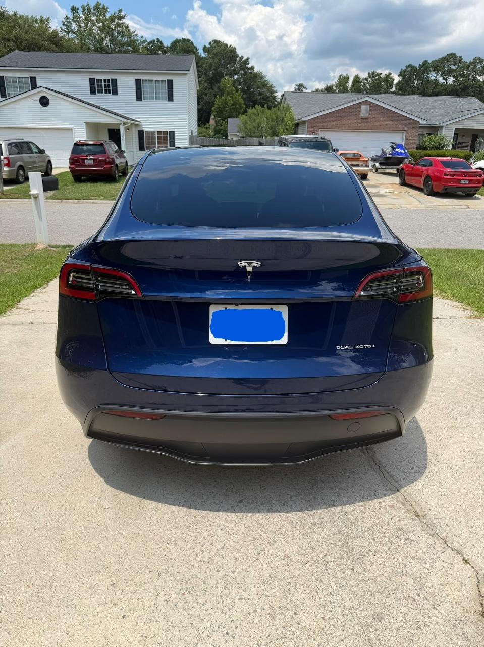 2024 Tesla MODEL Y LONG RANGE — фото 6