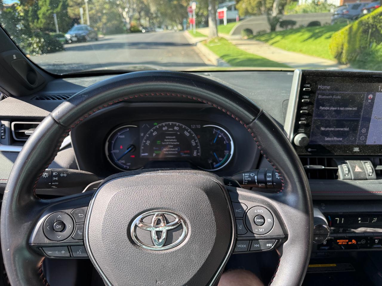 صورة 22 لـ 2021 Toyota RAV4 PRIME XSE