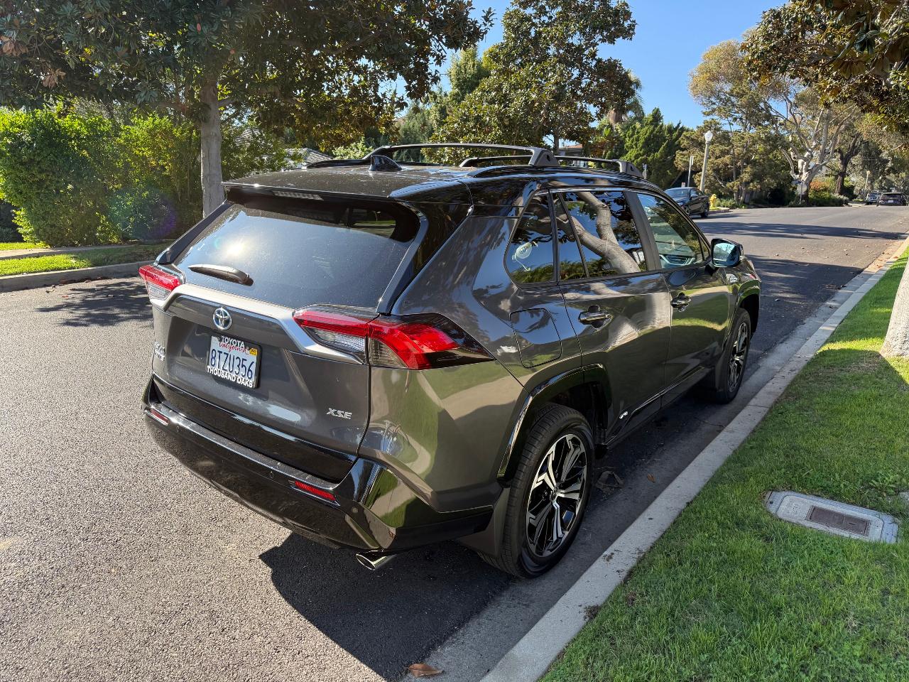 صورة 6 لـ 2021 Toyota RAV4 PRIME XSE
