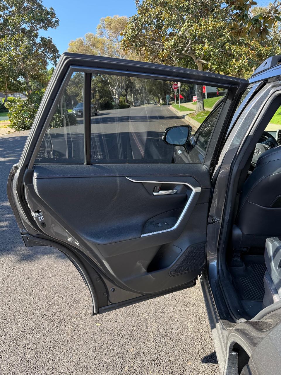 صورة 7 لـ 2021 Toyota RAV4 PRIME XSE