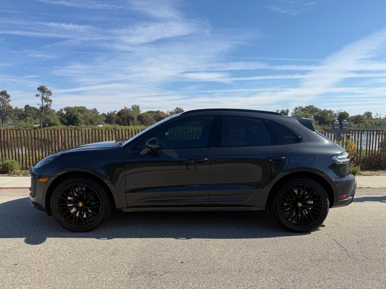 2025 Porsche MACAN MACAN GTS — миниатюра 16