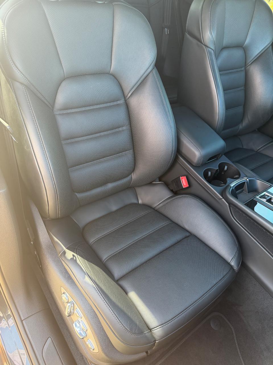 2025 Porsche MACAN MACAN GTS photo 9