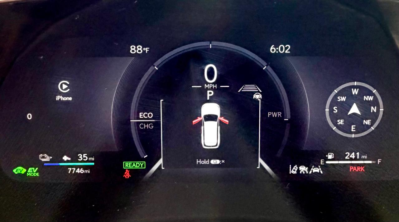 صورة مصغرة 26 لـ 2025 Lexus TX 550H+ LUXURY