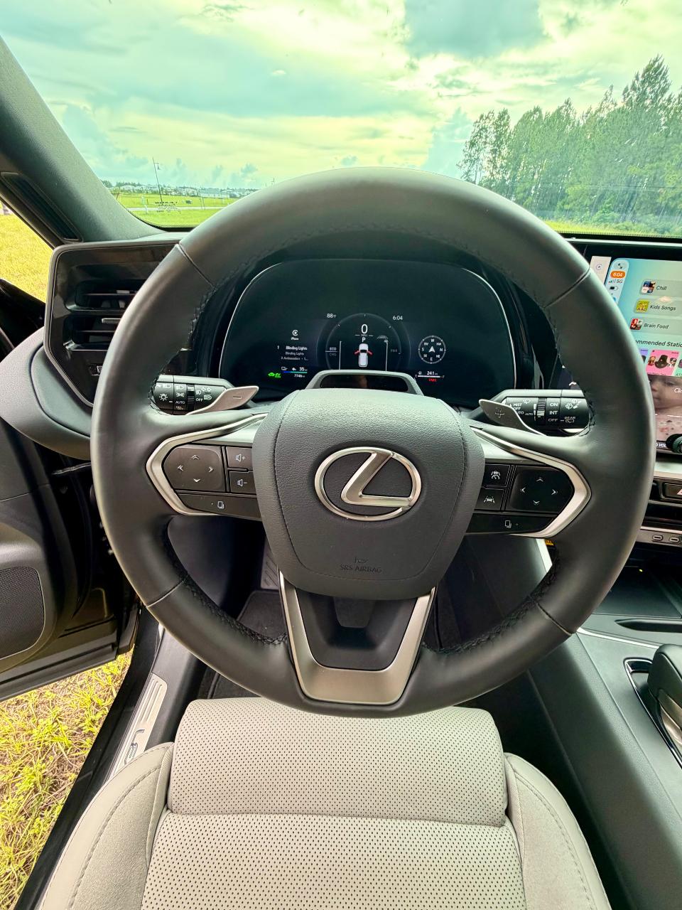 صورة مصغرة 29 لـ 2025 Lexus TX 550H+ LUXURY