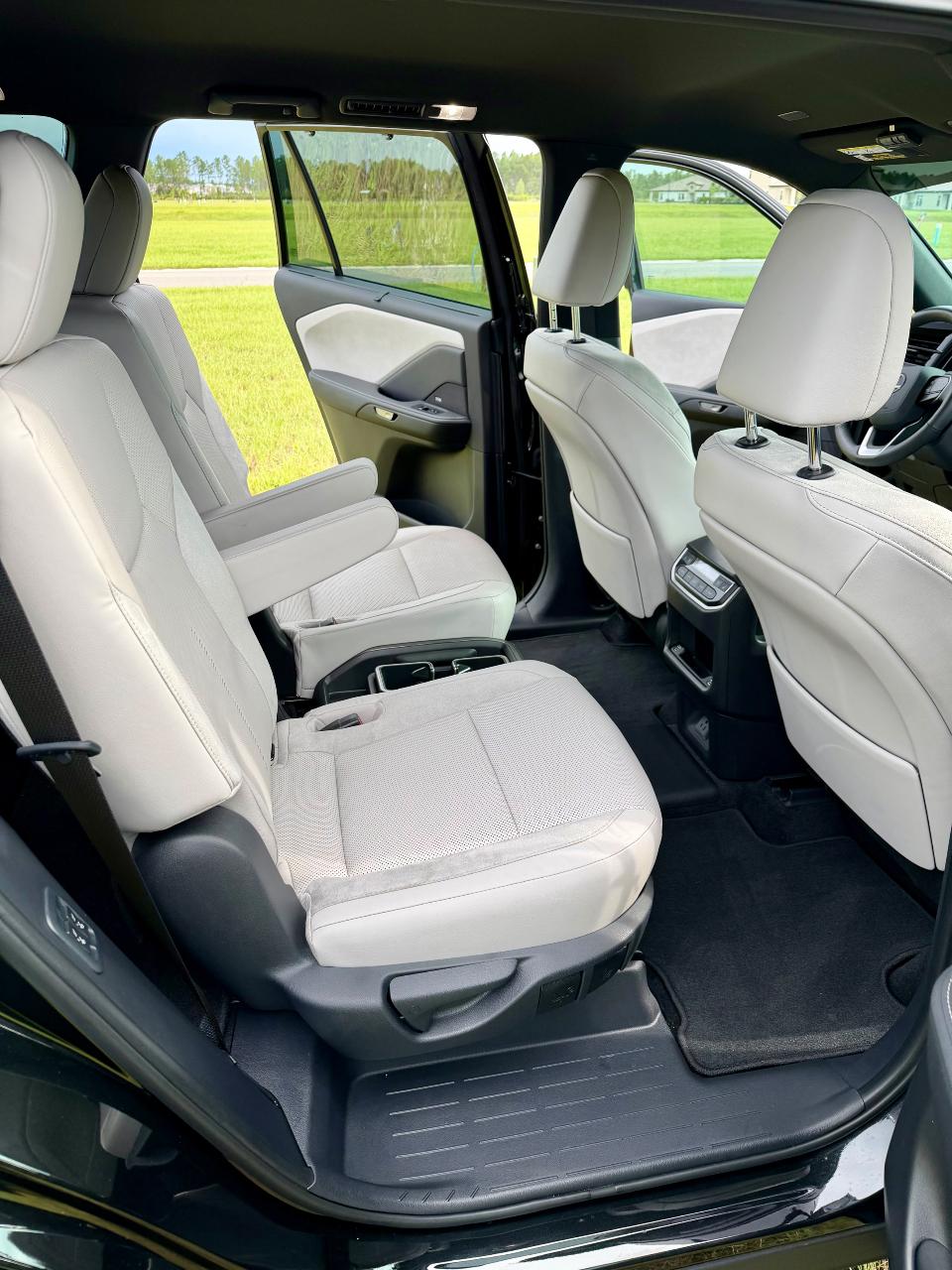 صورة مصغرة 11 لـ 2025 Lexus TX 550H+ LUXURY