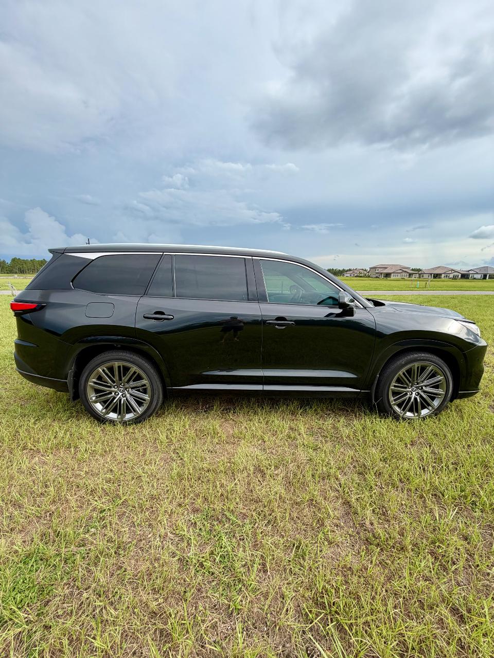 صورة 6 لـ 2025 Lexus TX 550H+ LUXURY