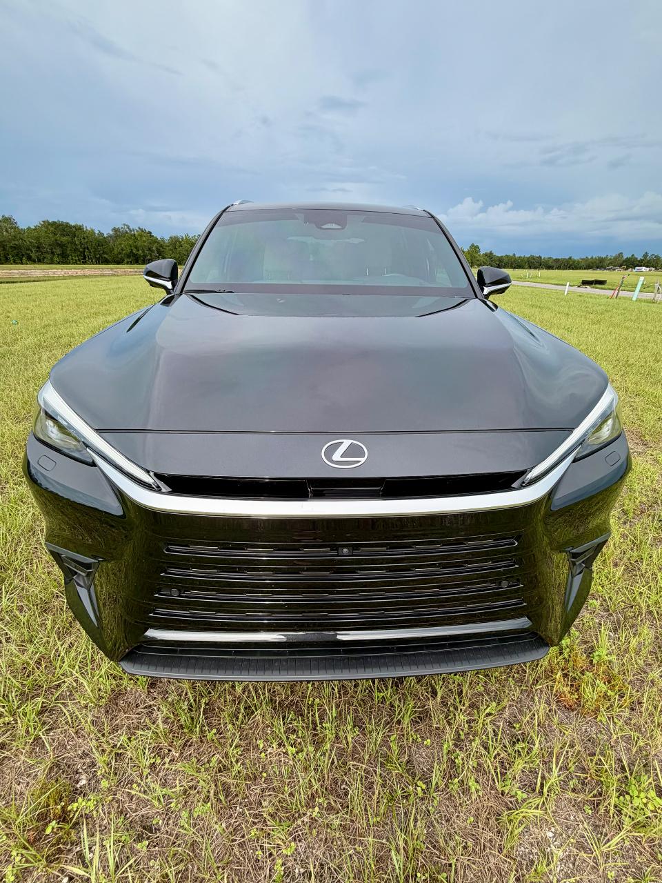 صورة 2 لـ 2025 Lexus TX 550H+ LUXURY