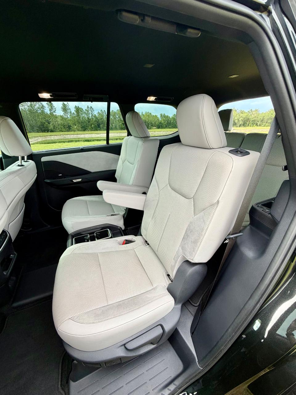 صورة مصغرة 19 لـ 2025 Lexus TX 550H+ LUXURY