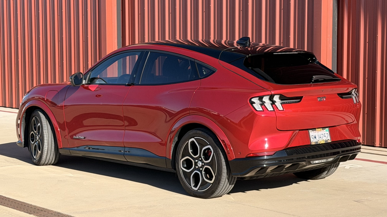 2023 FORD MUSTANG MACH-E GT photo 7
