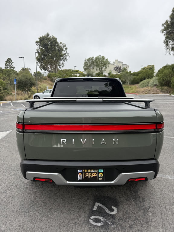 صورة 9 لـ 2022 Rivian R1T LAUNCH EDITION