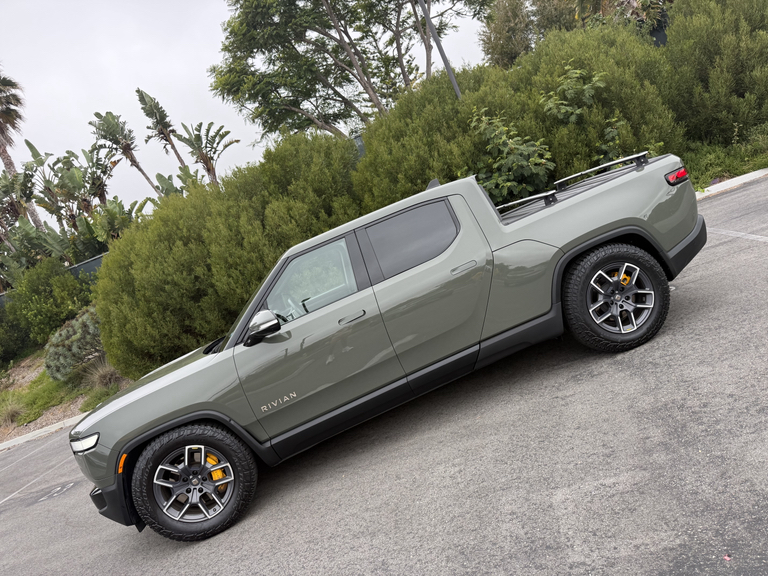 صورة 1 لـ 2022 Rivian R1T LAUNCH EDITION