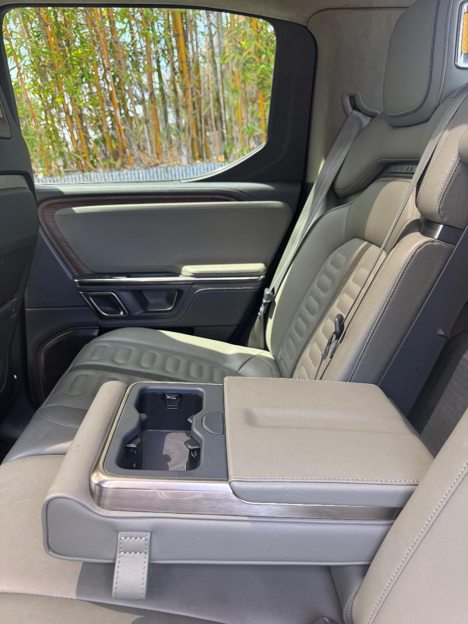 صورة مصغرة 30 لـ 2022 Rivian R1T LAUNCH EDITION