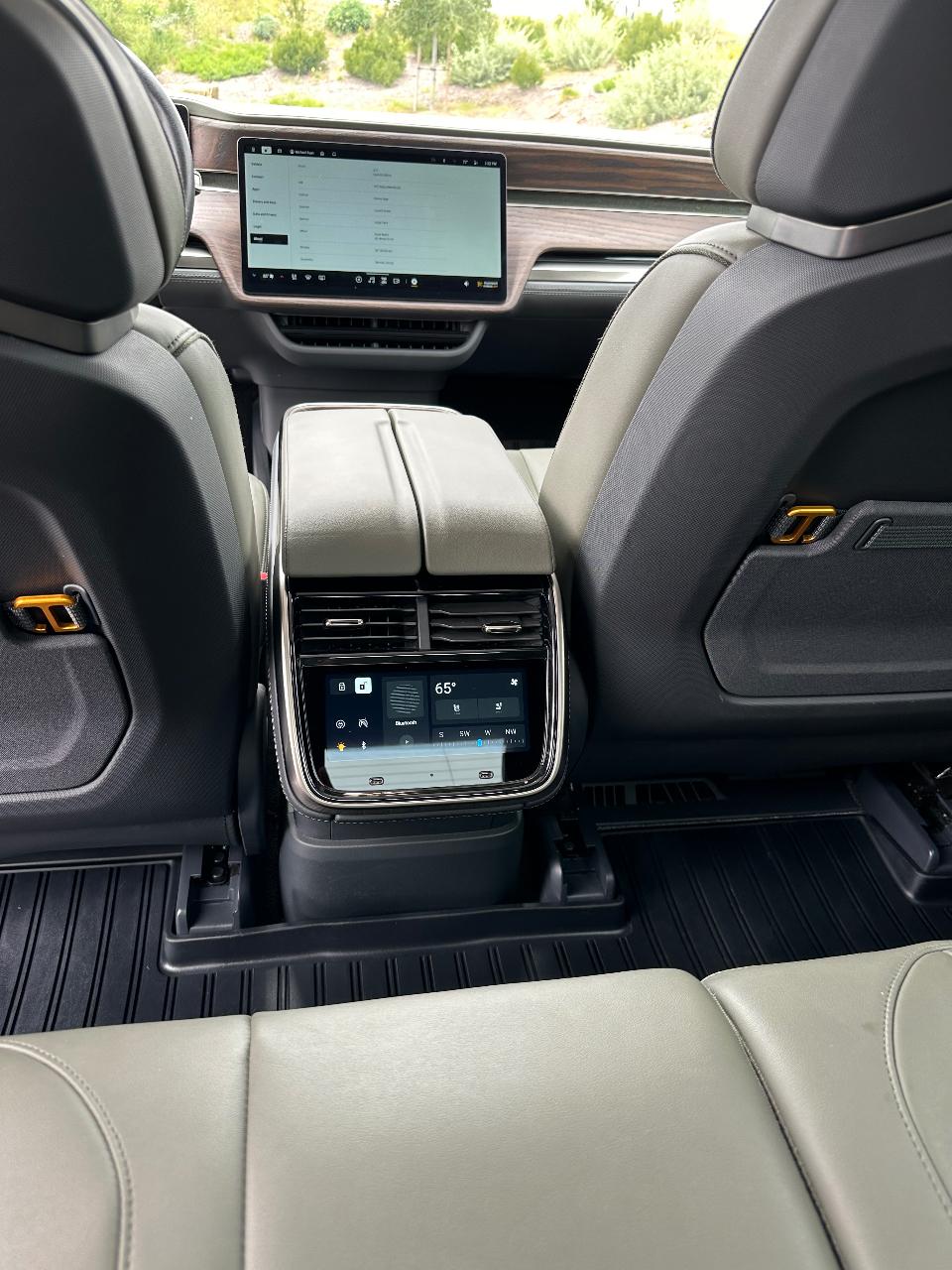 صورة مصغرة 29 لـ 2022 Rivian R1T LAUNCH EDITION