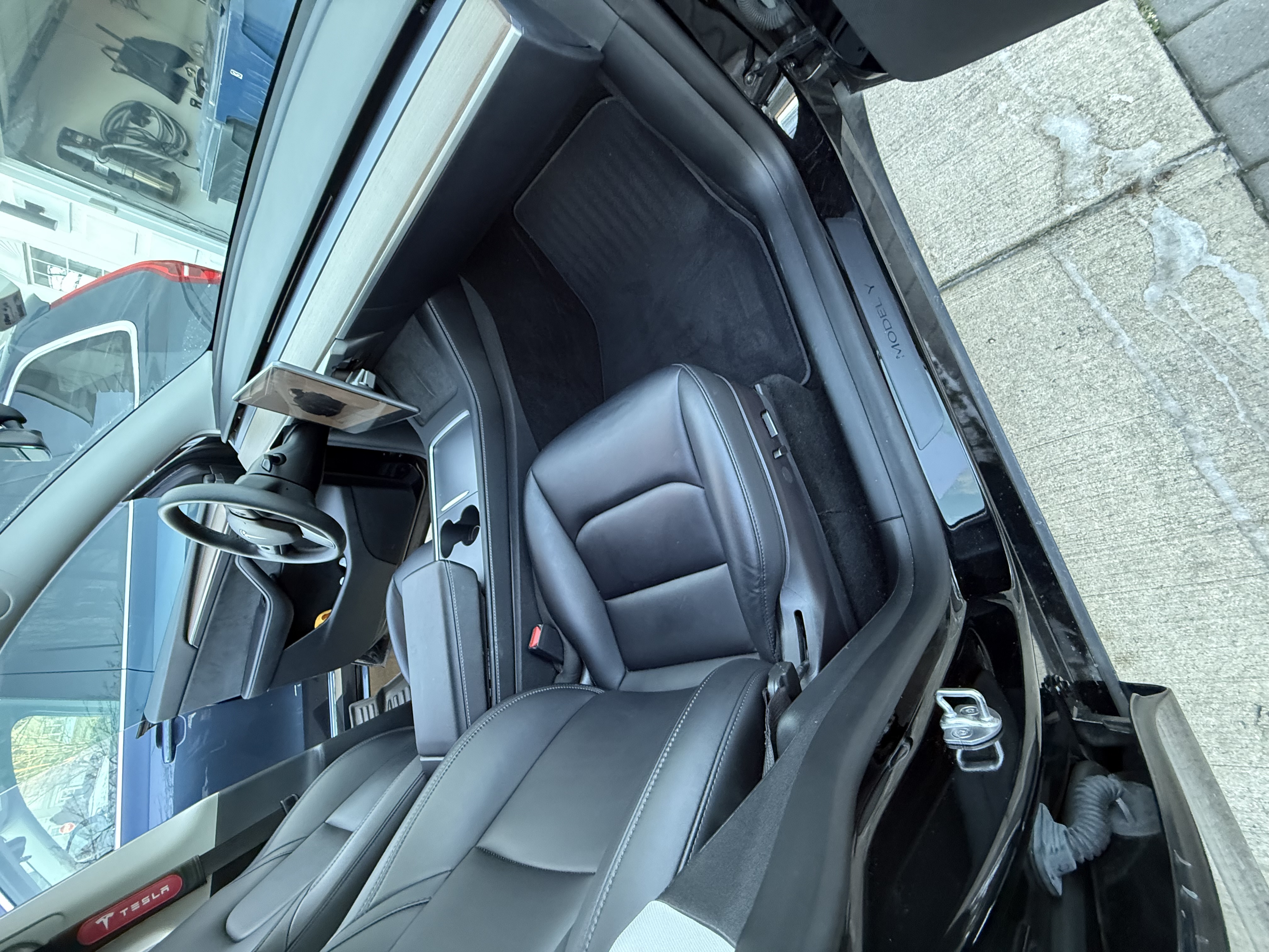 صورة 6 لـ 2023 Tesla MODEL Y LONG RANGE
