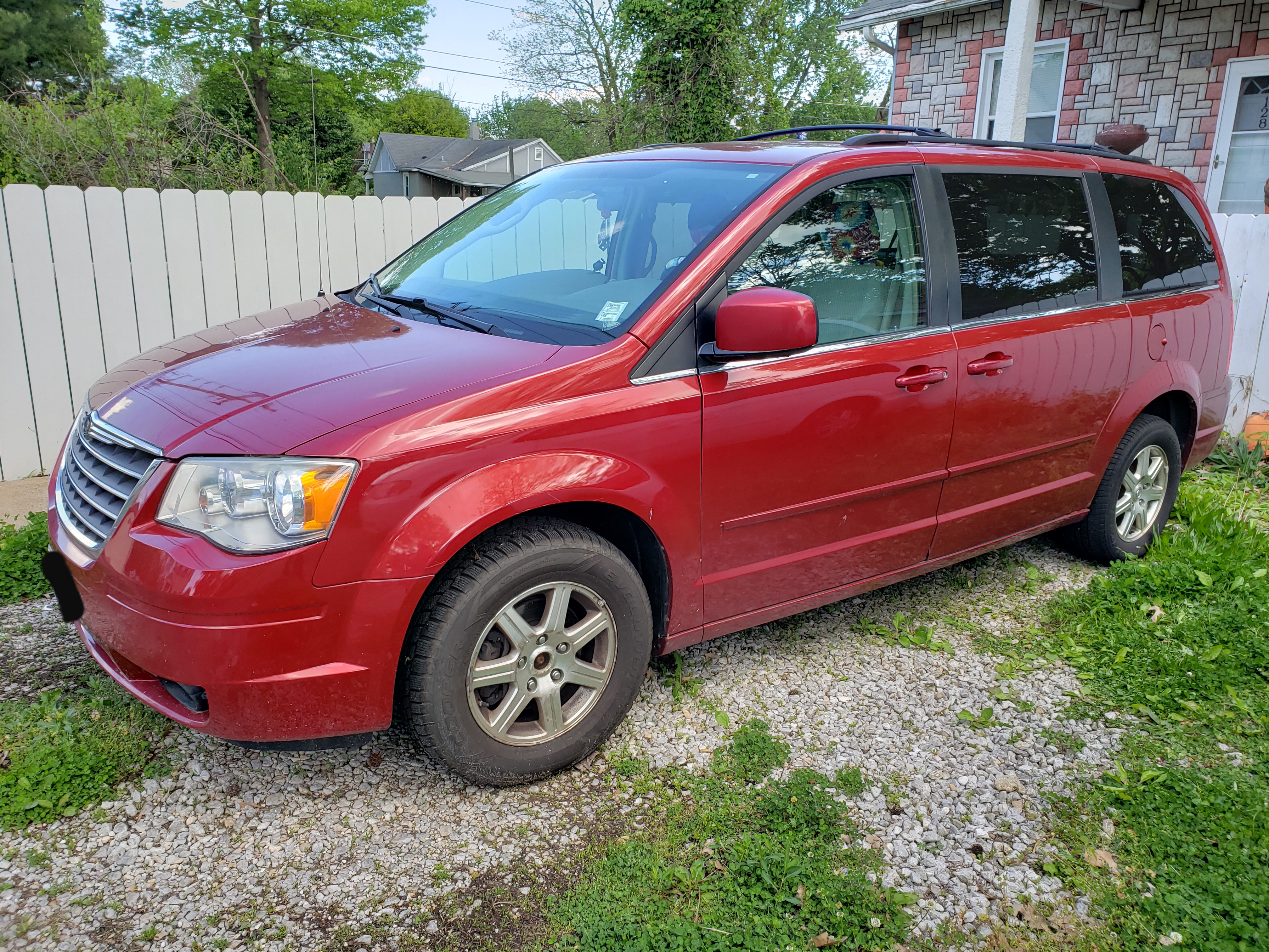 Used minivans sale under 2000