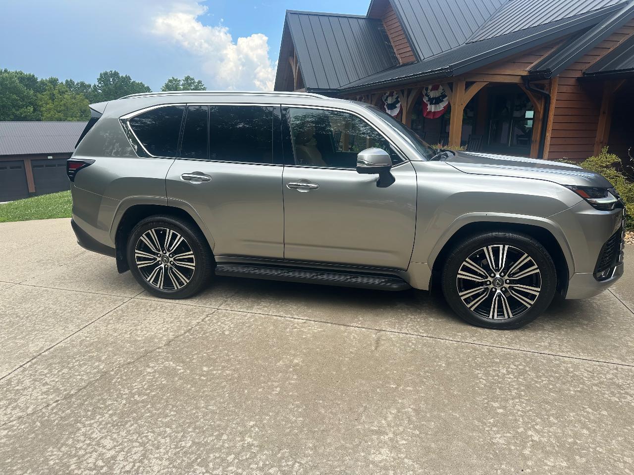 2024 Lexus LX 600 LUXURY — миниатюра 11