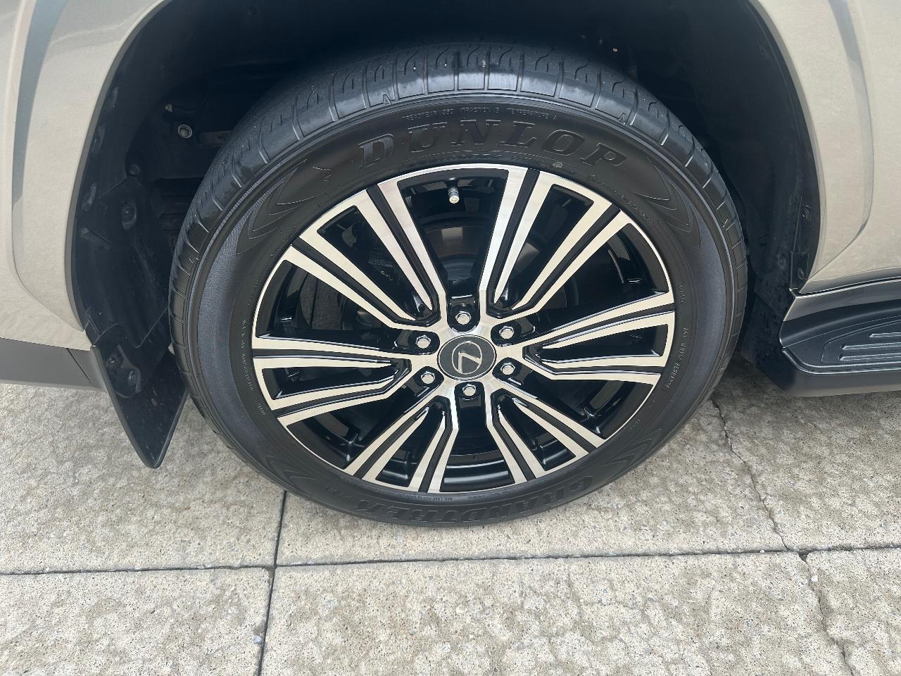 2024 Lexus LX 600 LUXURY — миниатюра 12