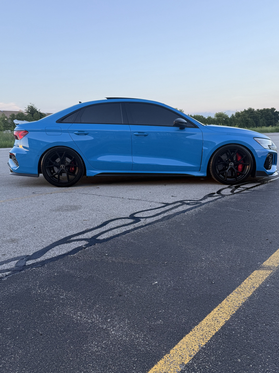 صورة 4 لـ 2023 AUDI RS 3 2.5T