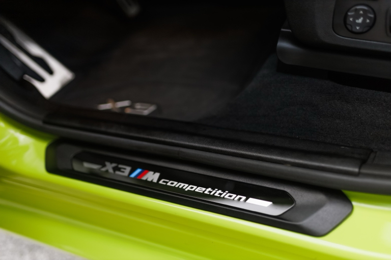 صورة 10 لـ 2024 BMW X3 M AWD
