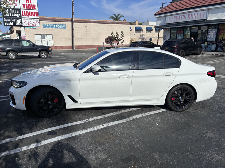 صورة 9 لـ 2022 BMW 530 I XDRIVE