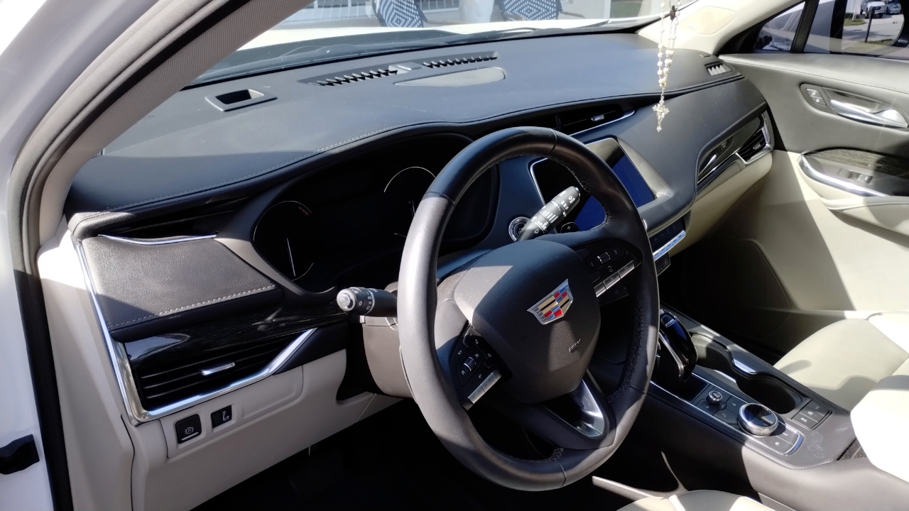 2022 Cadillac XT4 PREMIUM LUXURY 照片 4