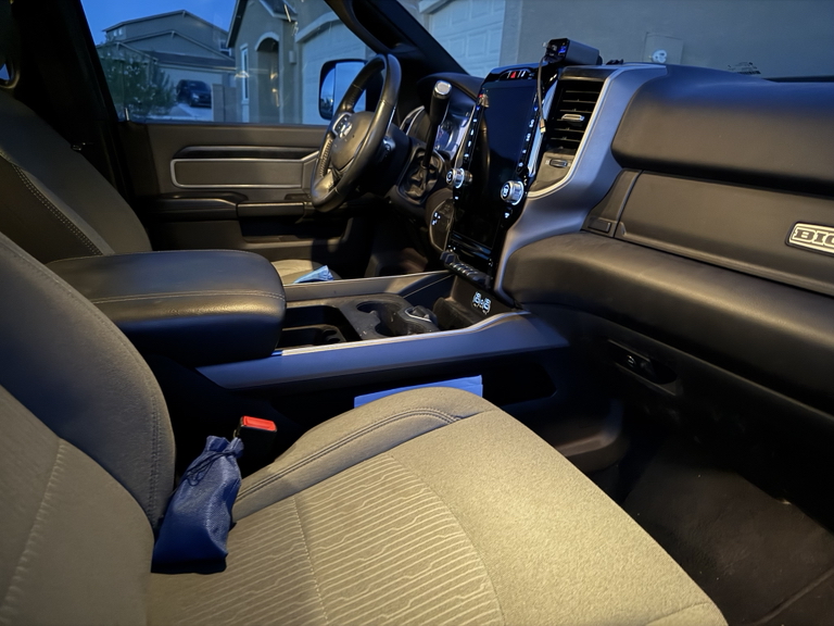 2022 RAM 3500 BIG HORN 照片 4
