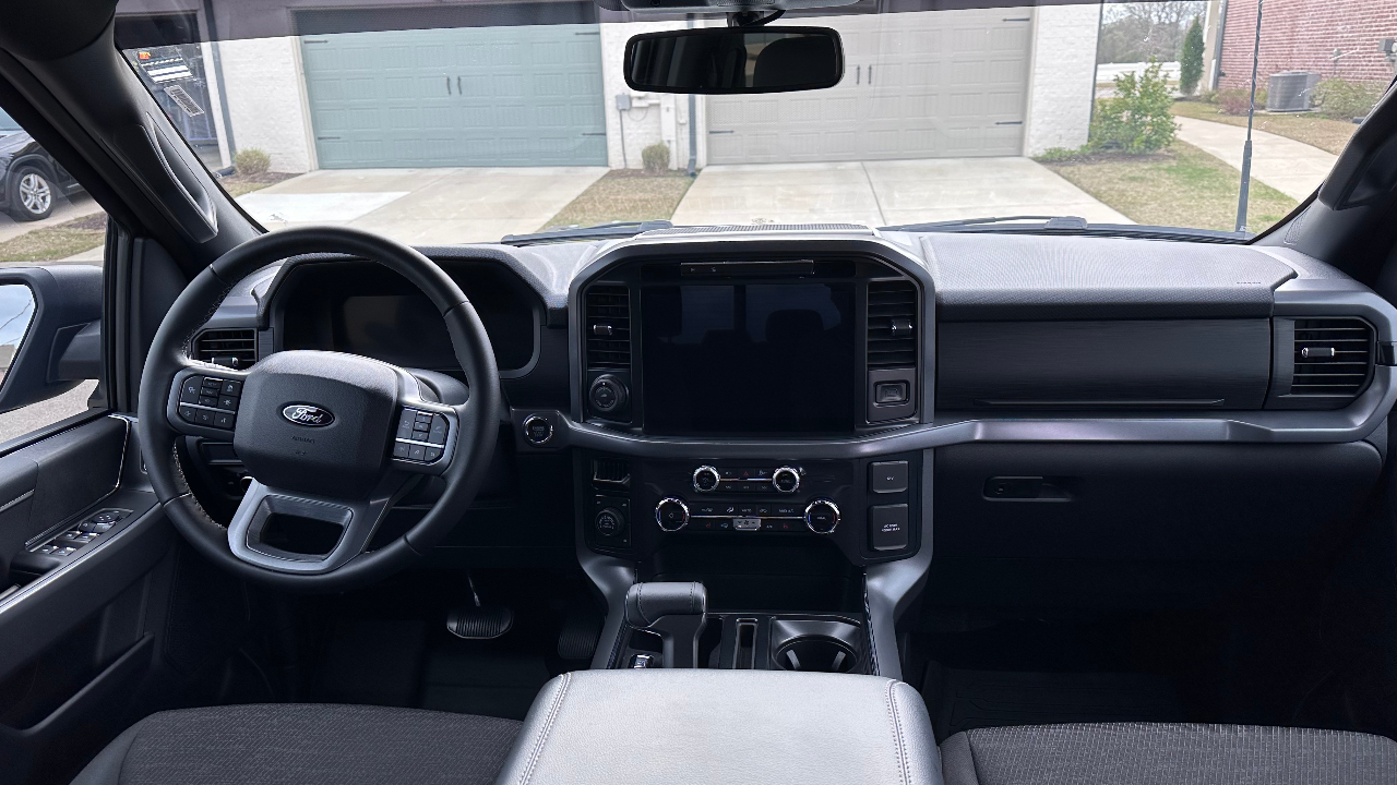 FORD F-150 XLT - 4