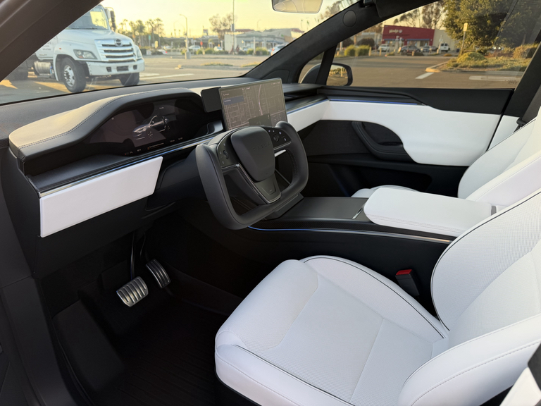2026 Tesla MODEL X PLAID 缩略图 13