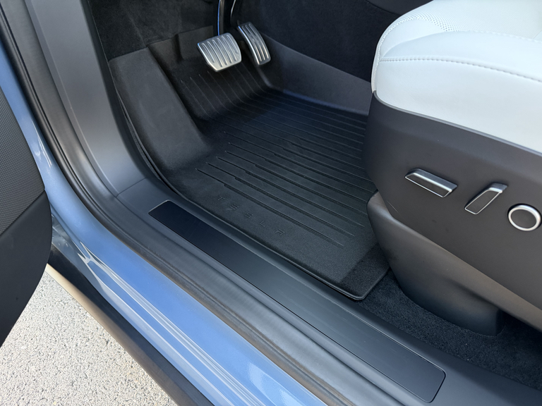 2026 Tesla MODEL X PLAID 缩略图 14