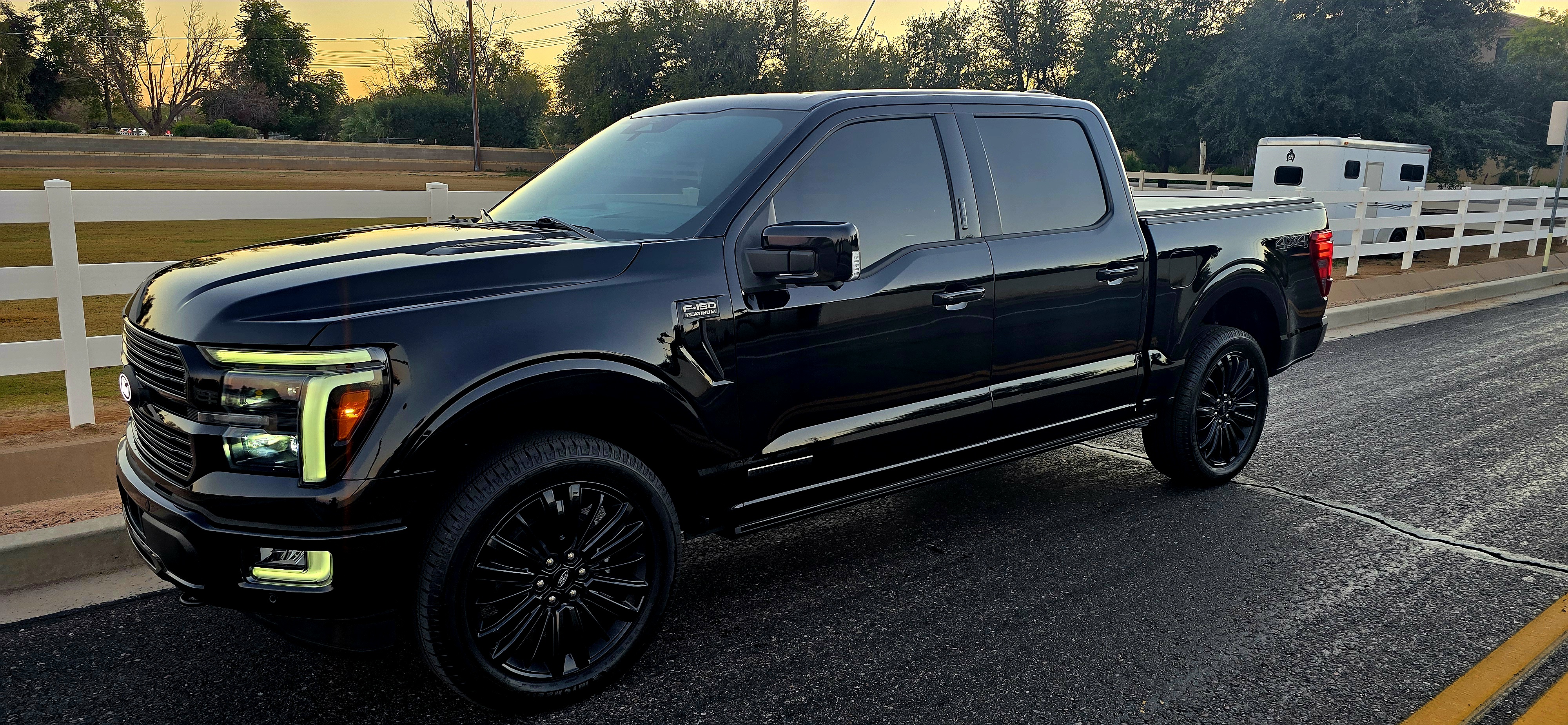صورة 1 لـ 2024 FORD F-150 PLATINUM