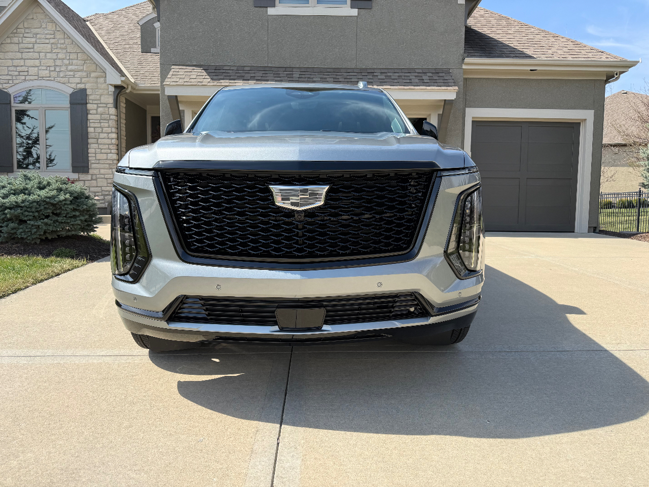 2025 Cadillac ESCALADE SPORT PLATINUM — фото 3