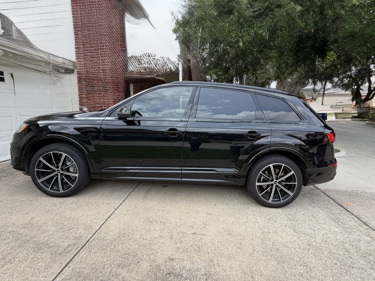 صورة 4 لـ 2022 AUDI Q7 55 PREMIUM PLUS