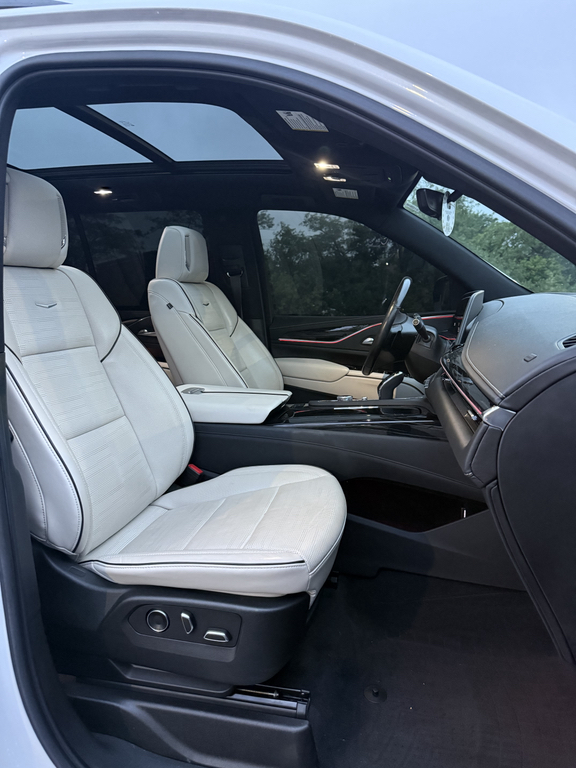 2021 Cadillac ESCALADE SPORT 照片 7