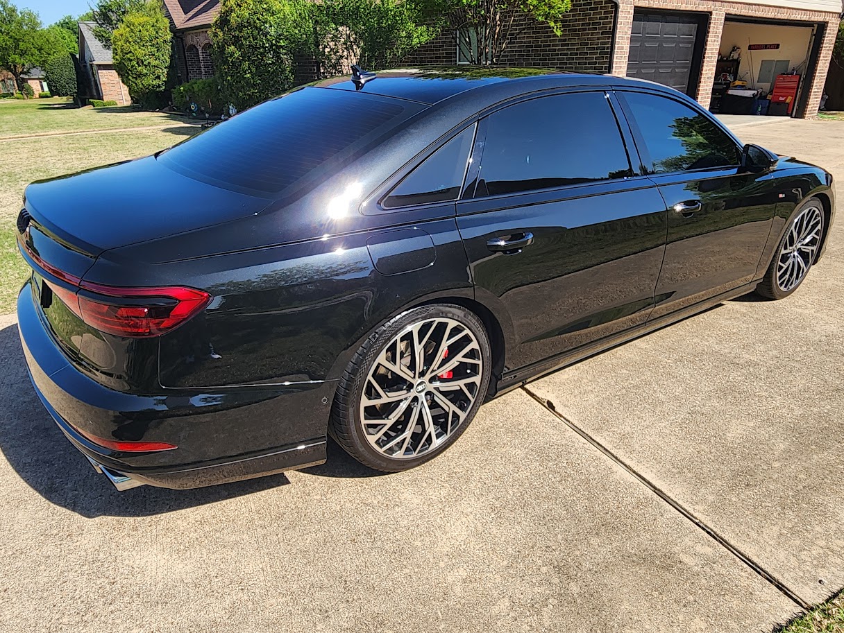 صورة 8 لـ 2021 AUDI S8 4.0T